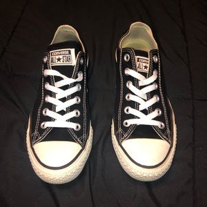 Black & White Converse